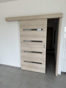 Tolo-ajto-Uveges.jpg